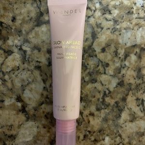 Wander Glow Ahead Illuminating Oil